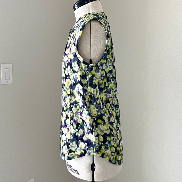 J CREW NWT WOMENS SLEEVELESS TOP PURPLE GREEN BLACK YELLOW FLORAL PRINT SILK - Picture 2 of 15